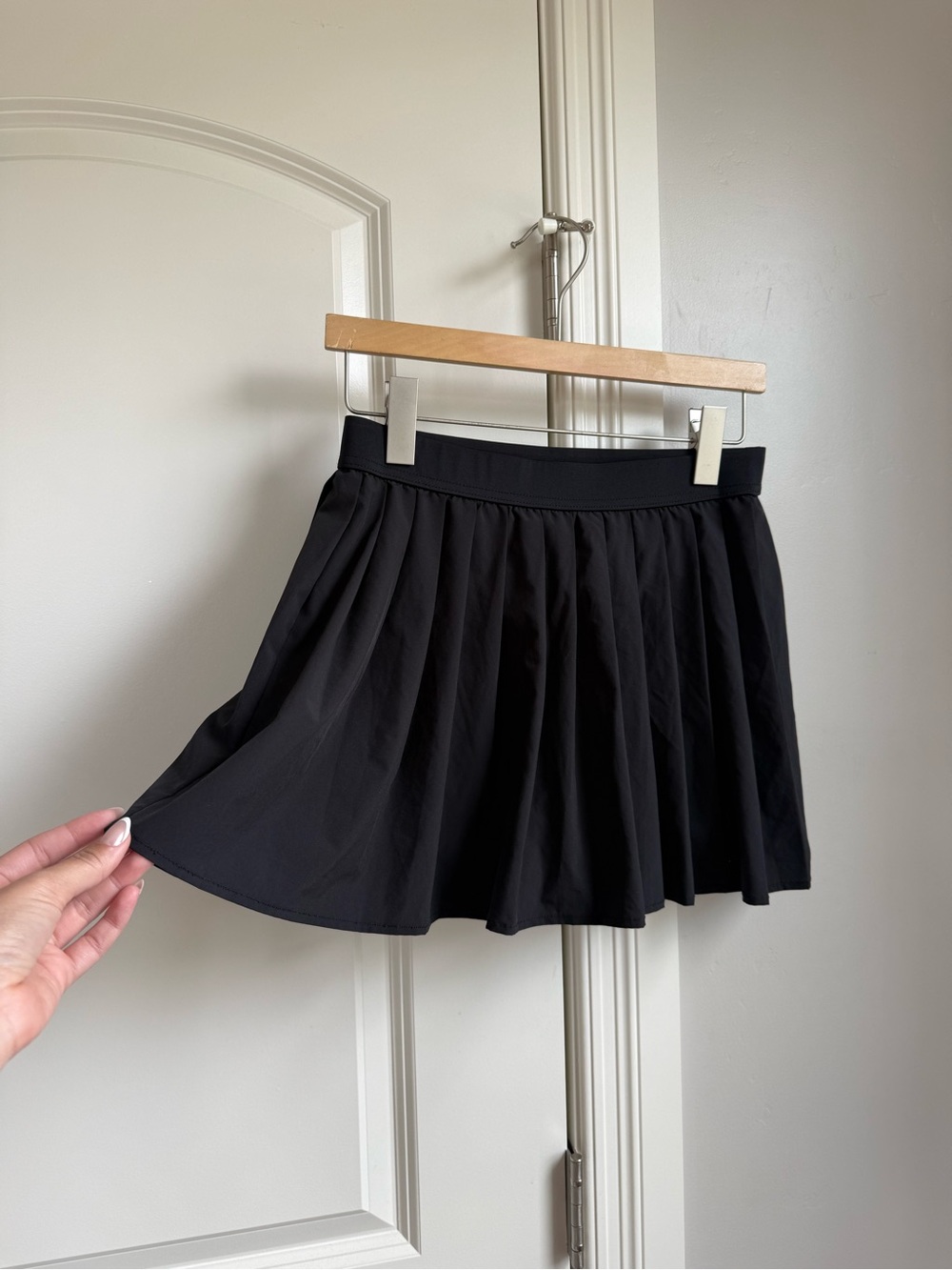 No Boundaries Black Pleated Skirt